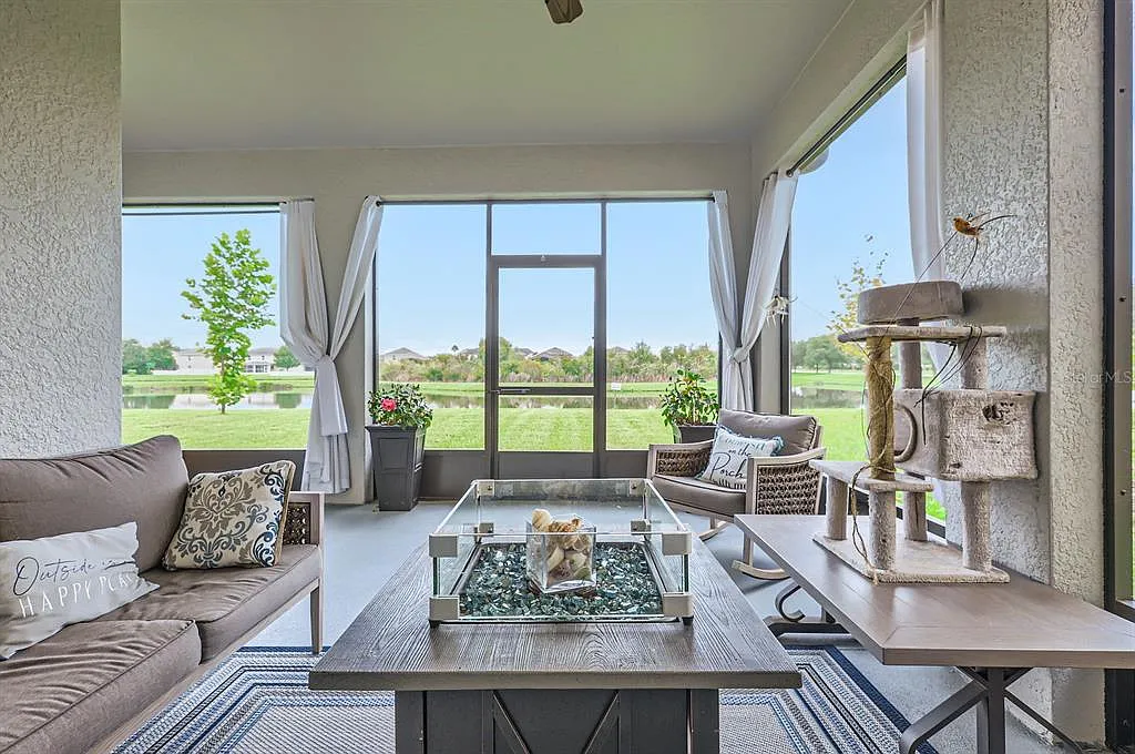 Screened Porch