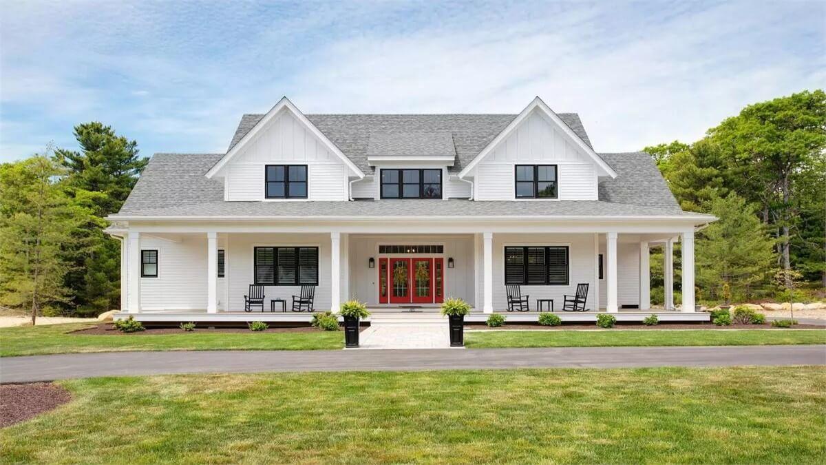 Classic Farmhouse Facade with Bold Red Door