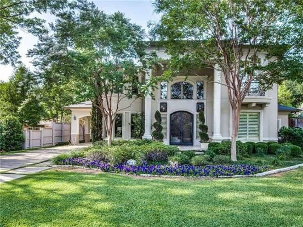 Stately Facade with Elegant Arched Entrance