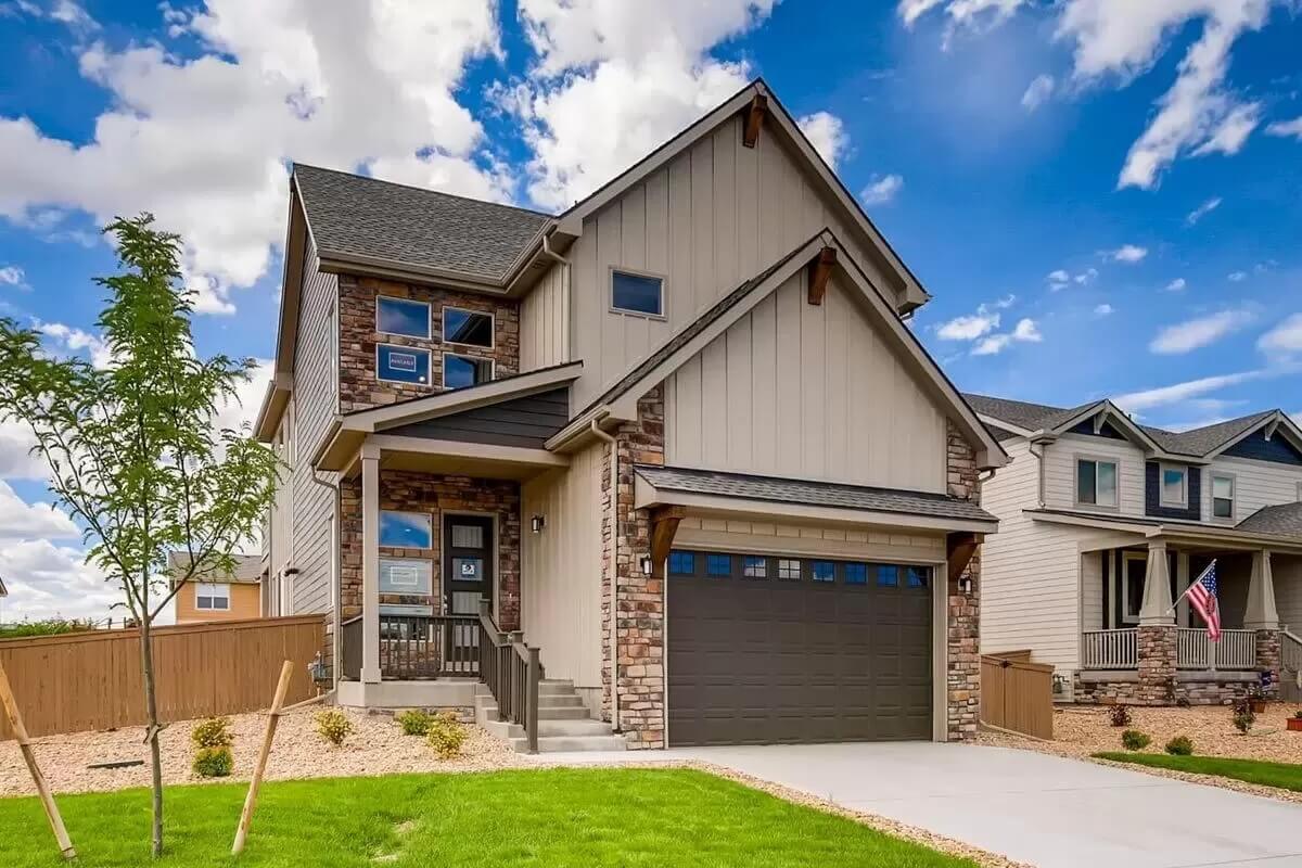 3-Bedroom Traditional Country Home with Loft and Jack & Jil Bathroom (Floor Plan)