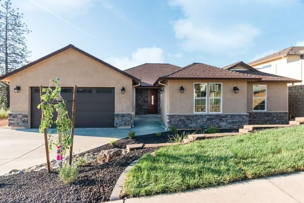 Check Out the Stone Accents on This Suburban Ranch Home