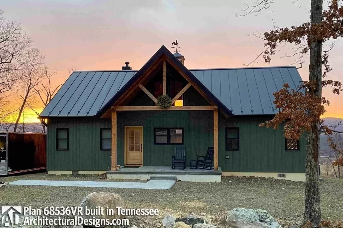 Country-Style Home with 2 Bedrooms and Open-Concept Living (Floor Plan)
