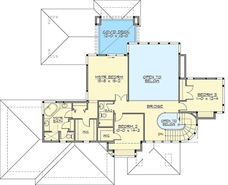 A Cleverly Designed Upper Floor with a Unique Bridge