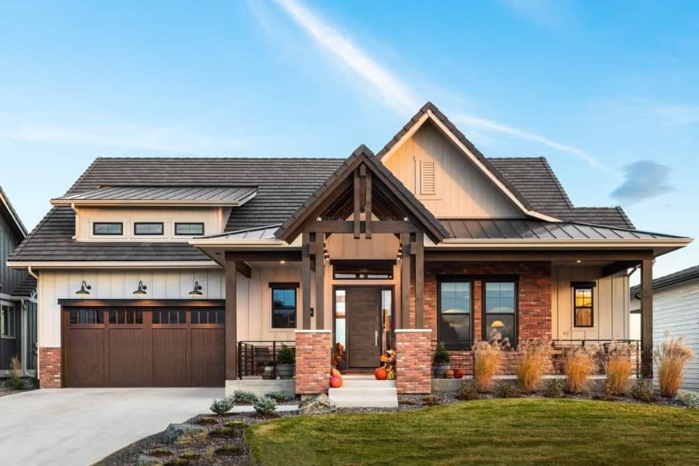 Charming Craftsman Exterior with a Touch of Rustic Warmth