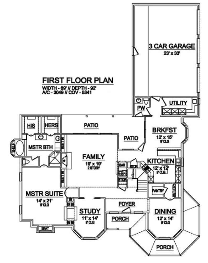 Explore This Thoughtfully Designed First Floor Layout