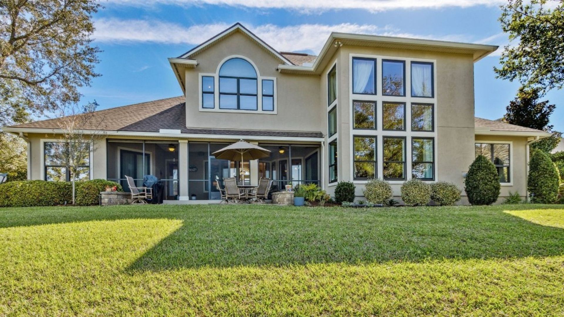 Here’s What $1 Million Will Get You For a House in Different Parts of Florida
