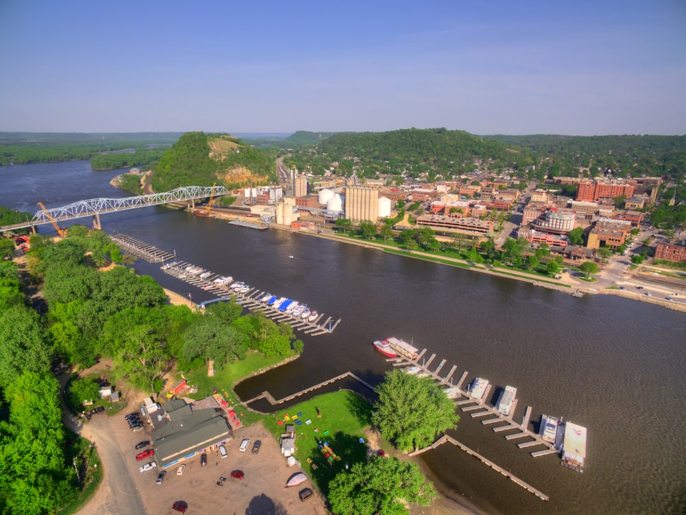 20 of the Most Scenic River Towns in the Midwest – Home Stratosphere