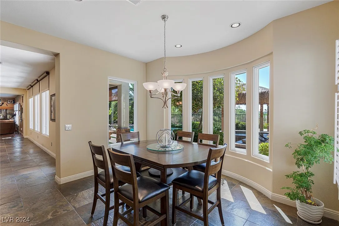 Breakfast Nook