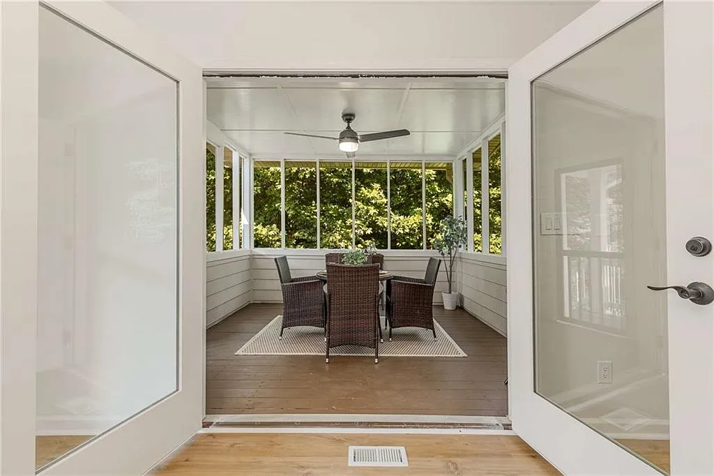 Screened Porch