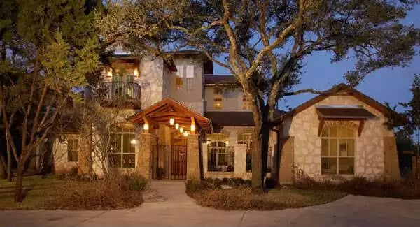 The Siena 4-Bedroom Craftsman Home with Courtyard and Bonus Room (Floor Plan)
