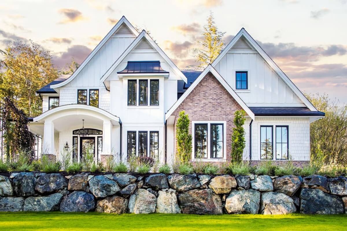 European-Style 4-Bedroom Home with Loft and Jack & Jill Bathroom (Floor Plan)