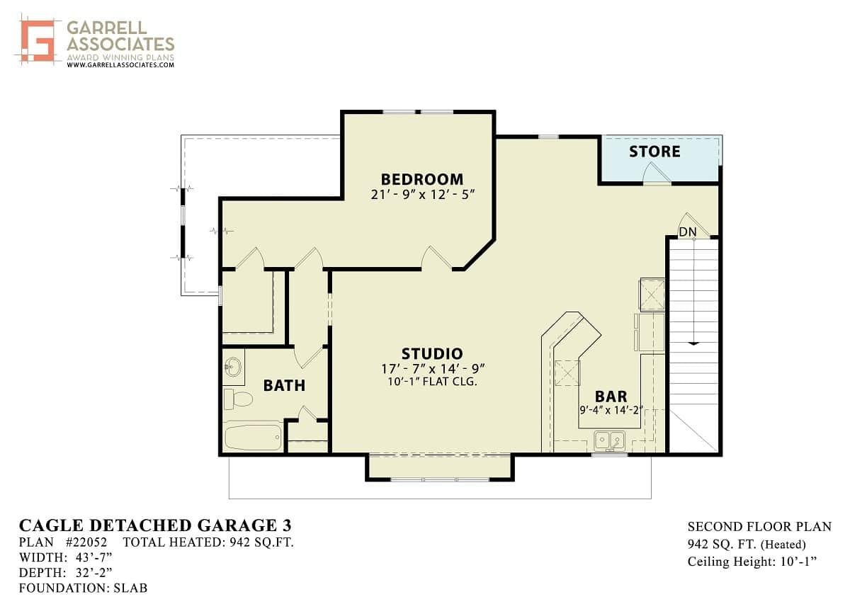 Explore This Versatile Studio with Integrated Bar Area