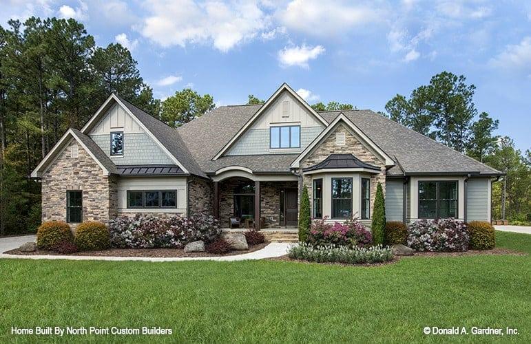 Check Out the Stone Accents on This Classic Ranch-Style Home