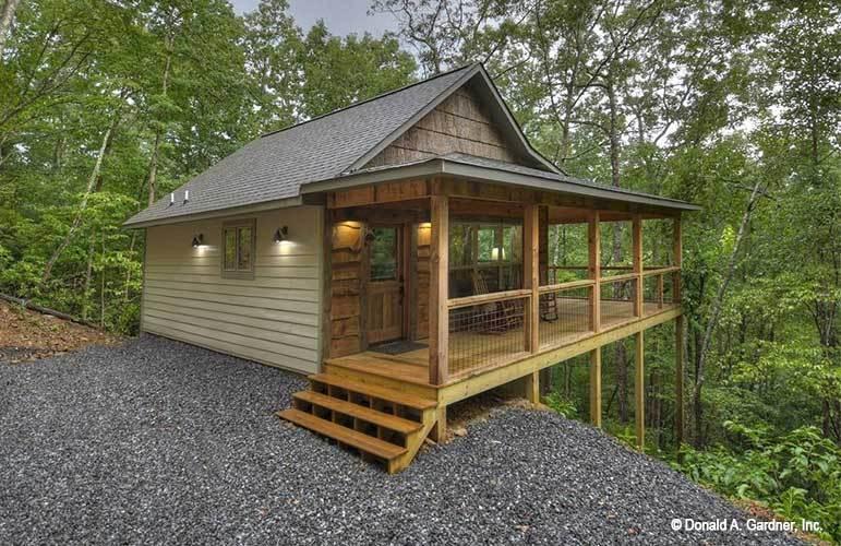 Cozy Woodland Retreat with Elevated Porch Views