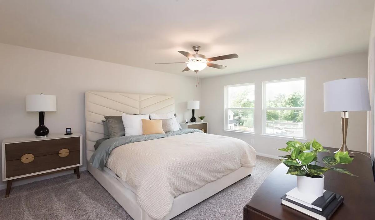 Modern-Farmhouse 3-Bedroom Home with Open Concept Layout and Front Porch (1,528 Sq. Ft. Floor Plan)