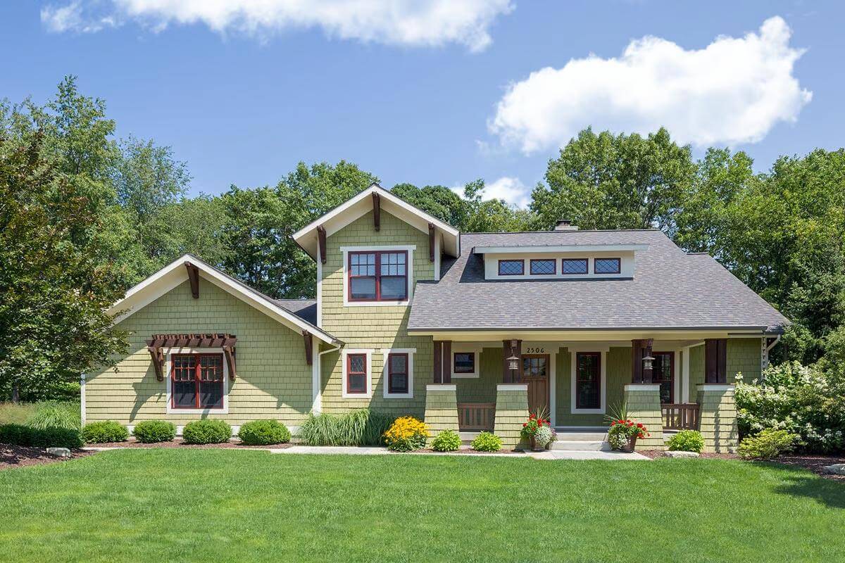 4-Bedroom Craftsman Home with Finished Basement and Open-Concept Living (Floor Plan)