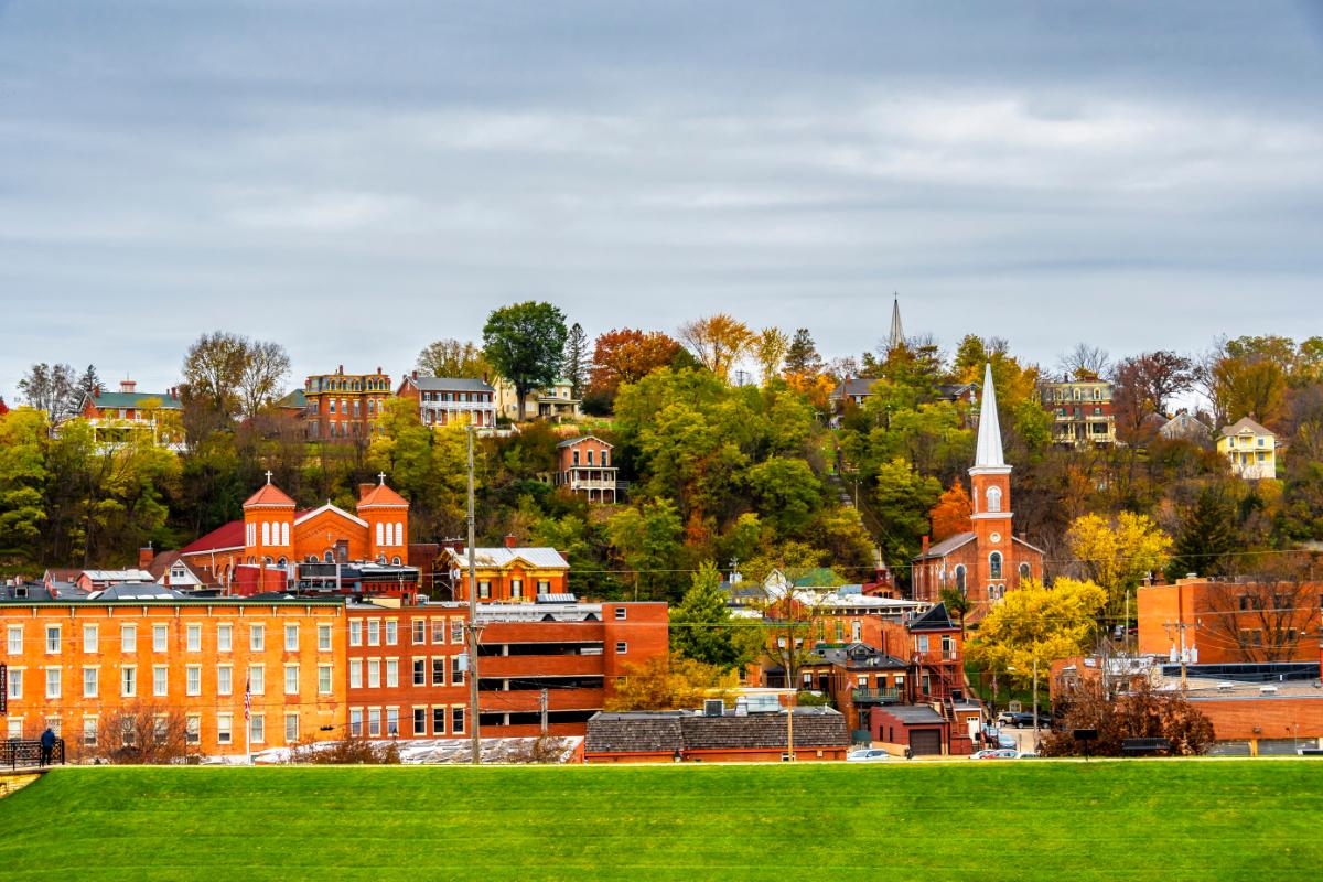 25 Secluded Towns in the Southern Illinois Shawnee Hills Tucked Away from the Crowds