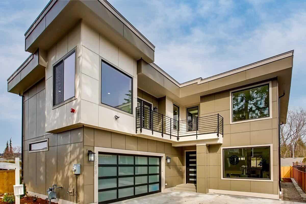 Check Out the Sleek Geometric Lines of This Contemporary Home