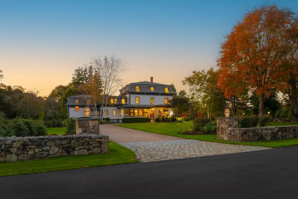 Located on 1.17 acres, this 16-room Victorian home was built in 1840 by industrialist and former congressman Frank Jones.