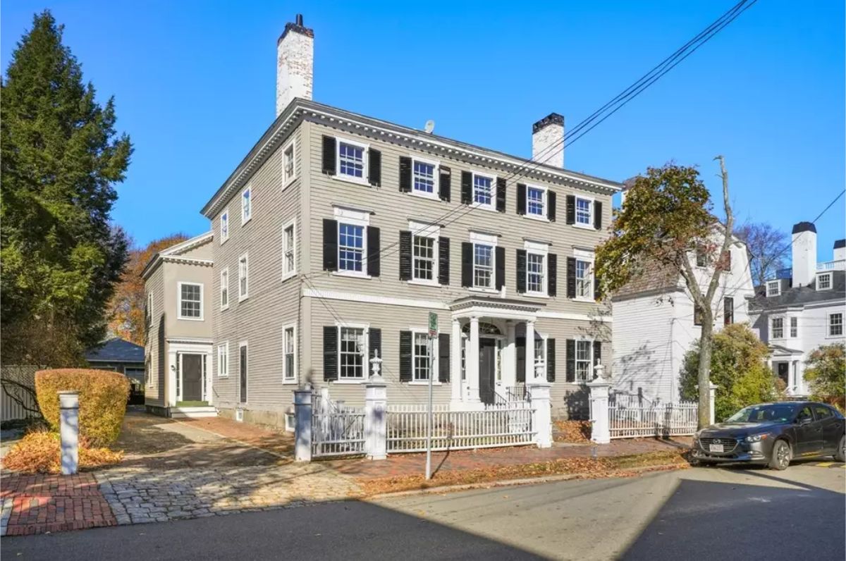 This $1,335,000 Federal-era home, built in 1803 by renowned craftsman Samuel McIntire, spans 4,068 sq ft with 6 bedrooms, 4 full baths, and is situated on a 0.26-acre lot in the McIntire Historic District.