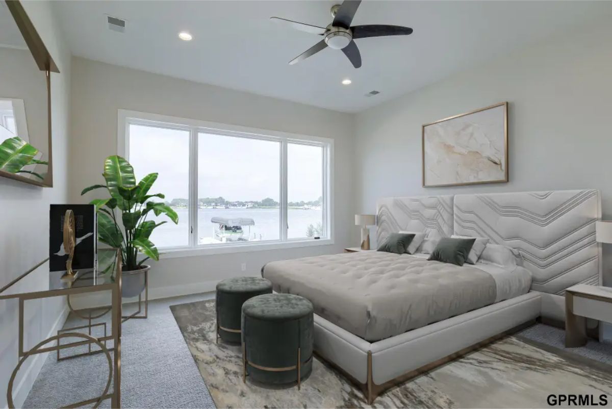 A large windows that offer stunning lakefront views and ample natural light.