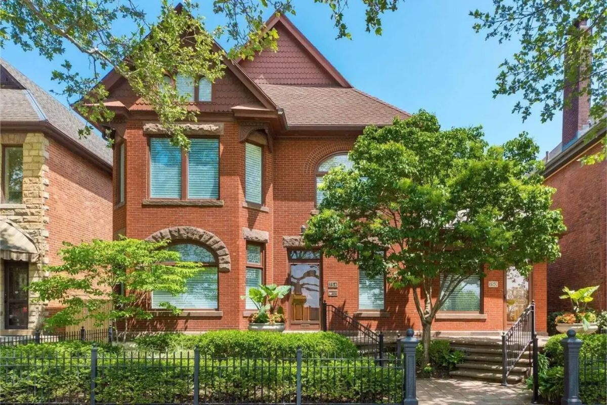 Priced at $1,750,000, this beautifully renovated 1891 all-brick home on Neil Avenue in Victorian Village offers 3 bedrooms, 4 bathrooms, and 4,600 square feet of living space.