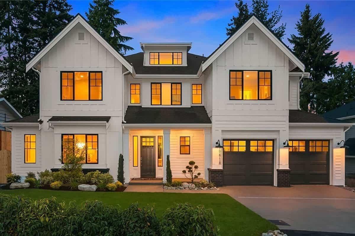 Gable Rooflines Frame This Classic Modern Farmhouse Exterior