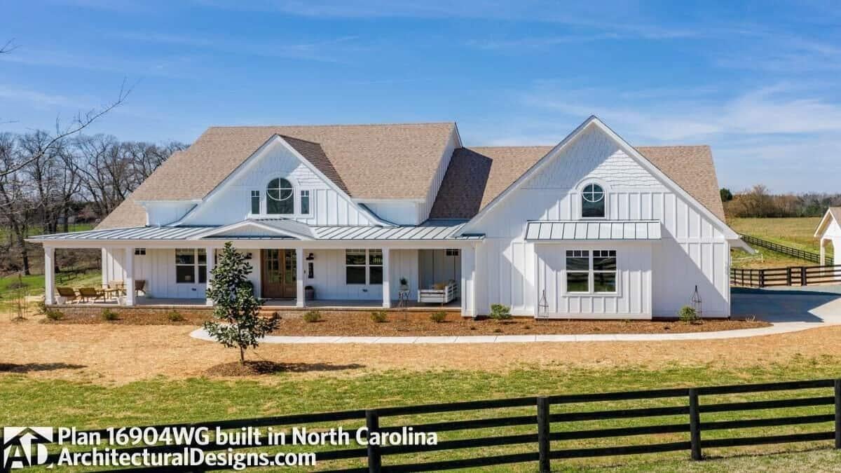 Chic Farmhouse with Eye-Catching Circular Windows
