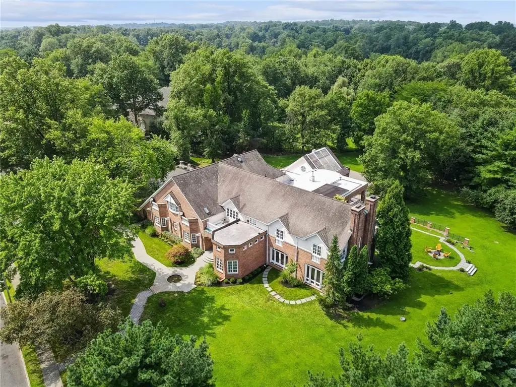 Here’s What $3 Million Will Get You For a House in New York (10 Properties)