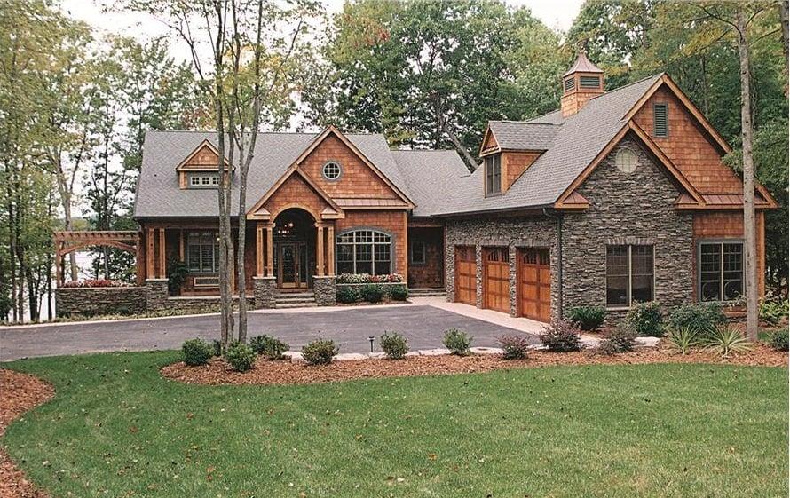 Rustic Retreat with Stone Facade and Timber Accents