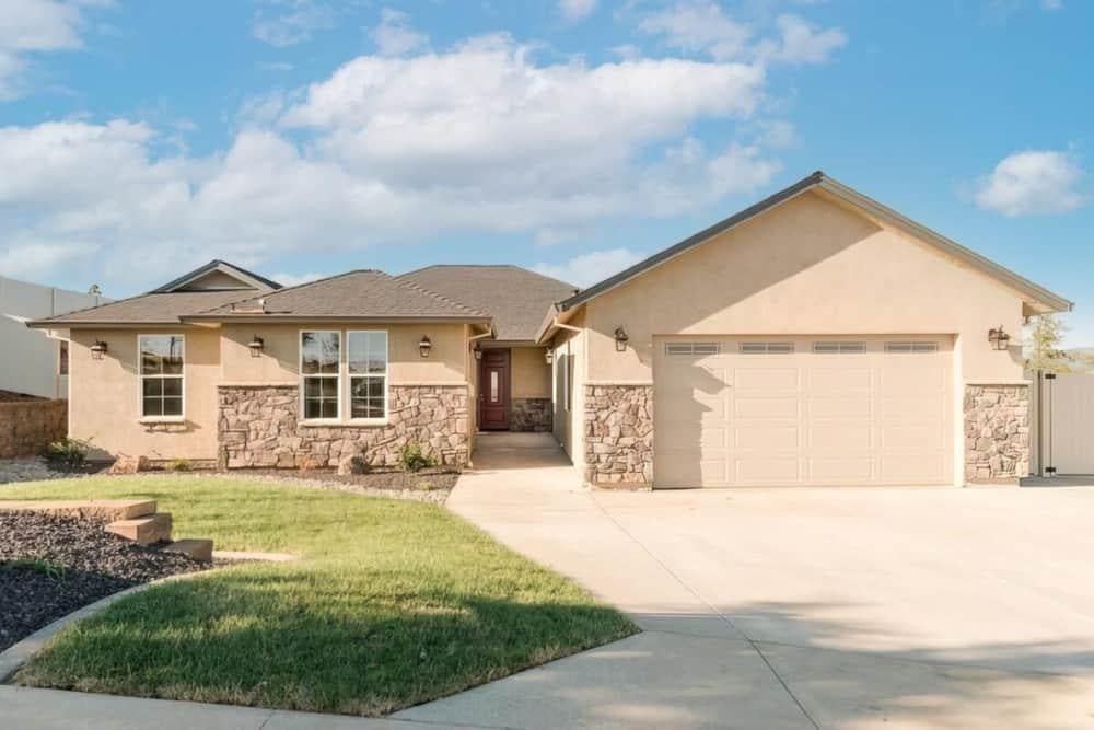 Check Out the Stone Accents on This Ranch-Style Home