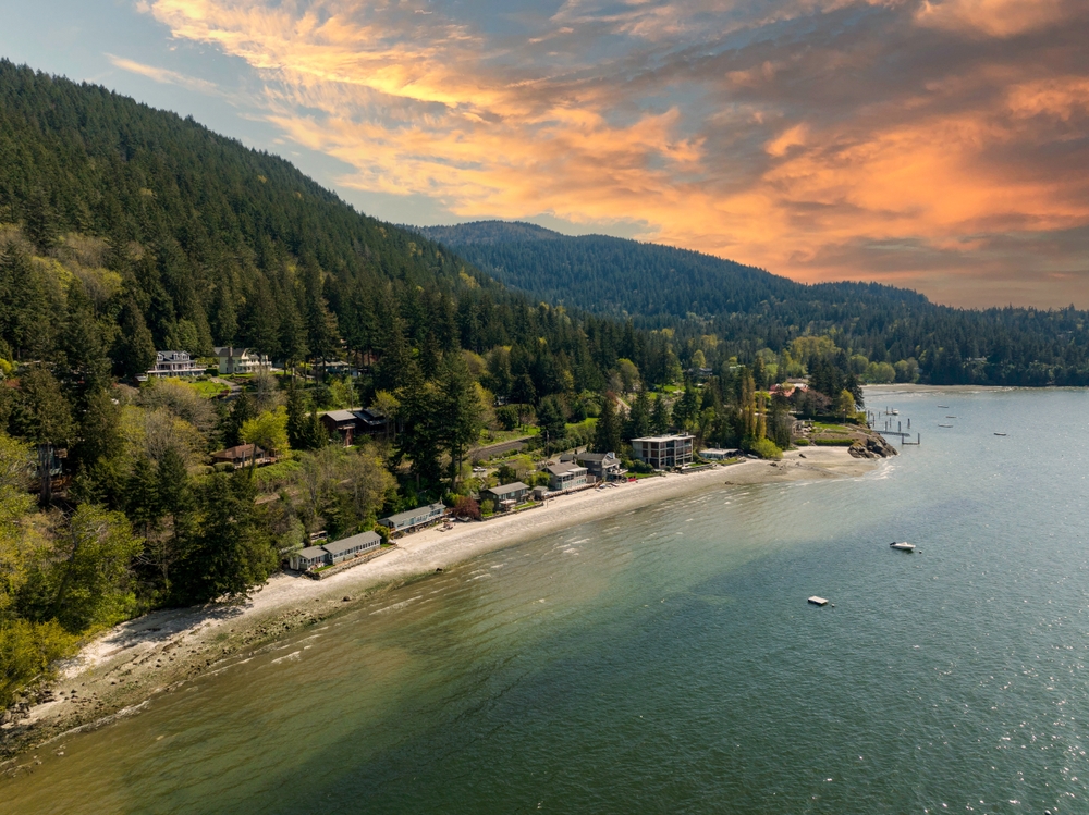 Chuckanut Rd Wa 10 of the Most Secluded Towns That Hug the Sandstone Cliffs of ...