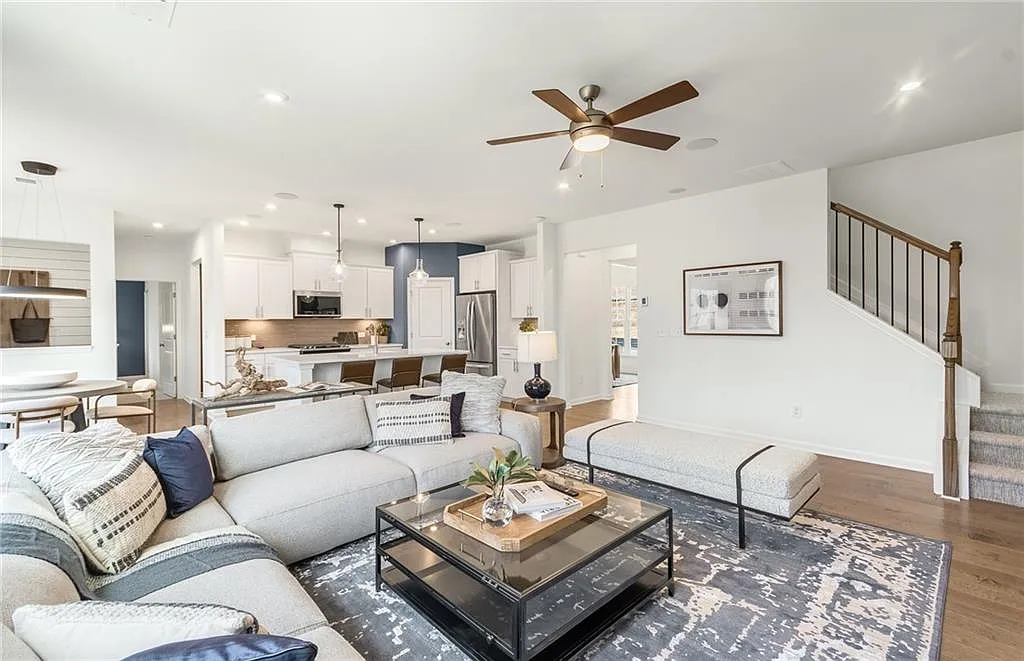 5-Bedroom Craftsman Home with Loft and Open Concept Layout (3,417 Sq. Ft. Floor Plan)