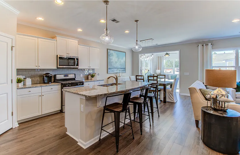 Traditional-Style 3-Bedroom Home with Loft and Flex Room (2,474 Sq. Ft. Floor Plan)