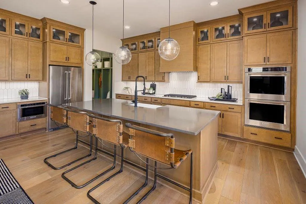 Craftsman-Style 5-Bedroom Home with Loft and Walkout Basement (3,147 Sq. Ft. Floor Plan)