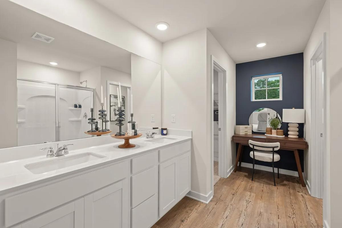 4-Bedroom The Mitchelle Home with Loft and Two-Story Foyer (2,149 Sq. Ft. Flooring