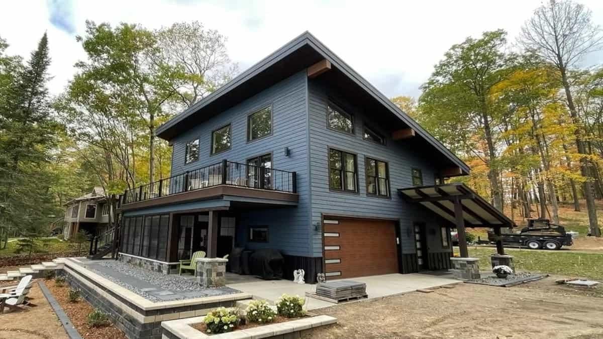 Modern Mountain Home with Striking Angular Roofline