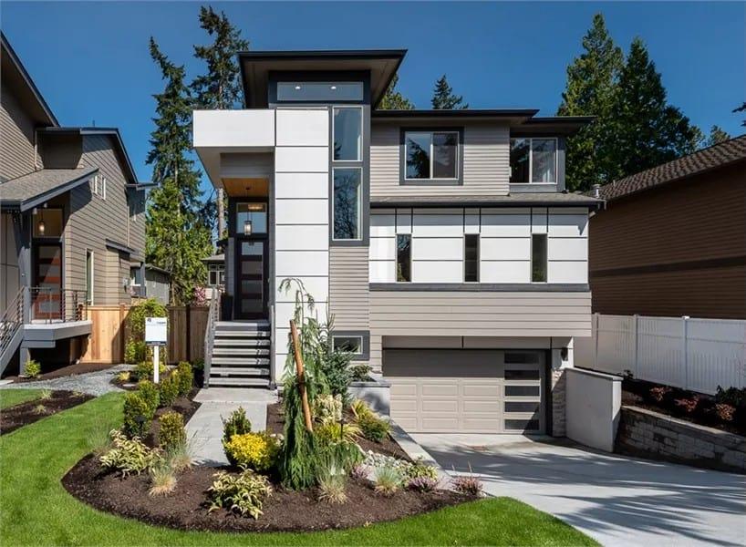 Modern Facade with Bold Geometry and Sleek Lines