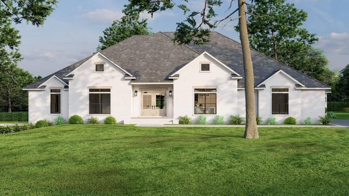 Classic Ranch Style with a Touch of Modern Elegance