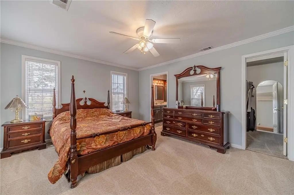 Traditional-Style 4-Bedroom Home with Two-Story Foyer and Covered Back Patio (3,310 S. Ft. Floor Plan)