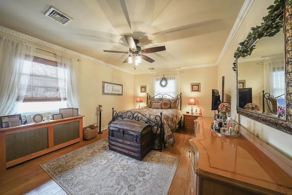 Colonial 3-Bedroom Home with Finished Basement and Detached Garage (1,920 Sq. Ft. Floor Plan)