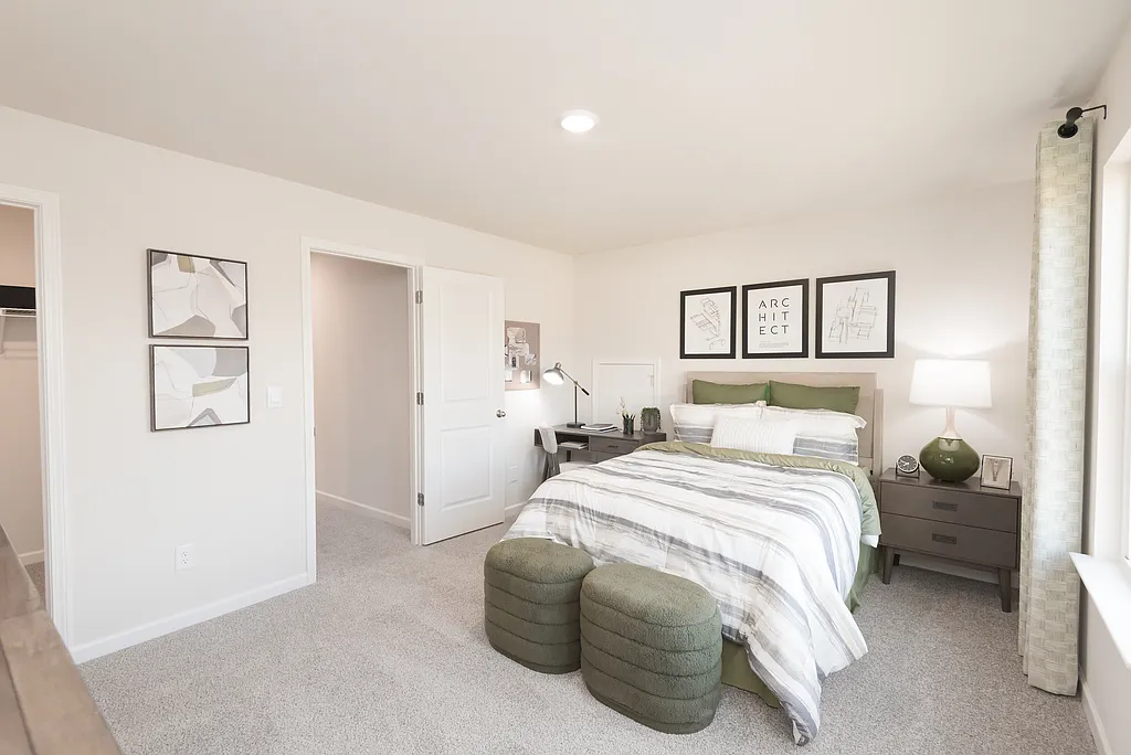 5-Bedroom Craftsman Home with Two-Story Foyer and Open-Concept Living (2,950 Sq. Ft. Floor Plan)