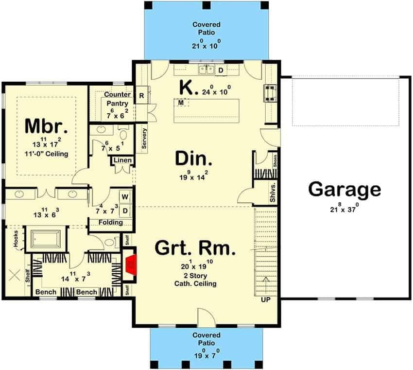 Expansive Great Room with Cathedral Ceiling, Perfect for Gatherings