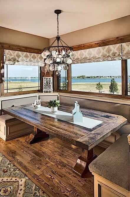 Casual Dining