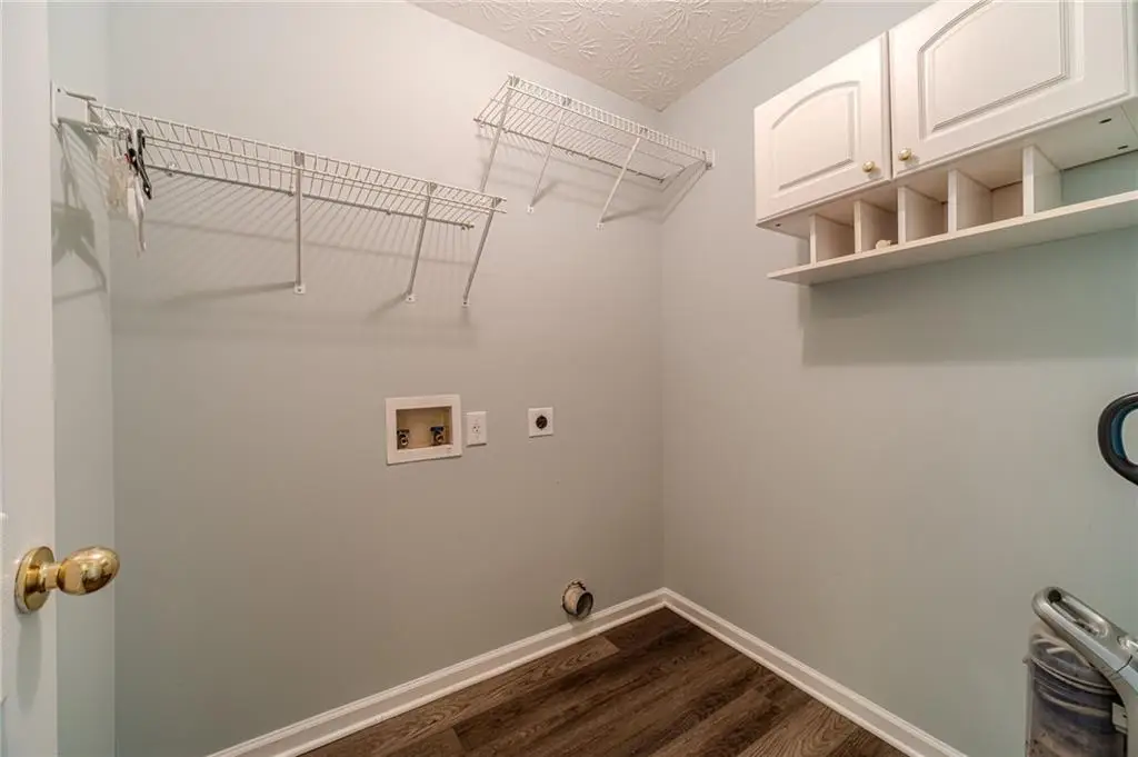 Traditional-Style 4-Bedroom Home with Two-Story Foyer and Covered Back Patio (3,310 S. Ft. Floor Plan)