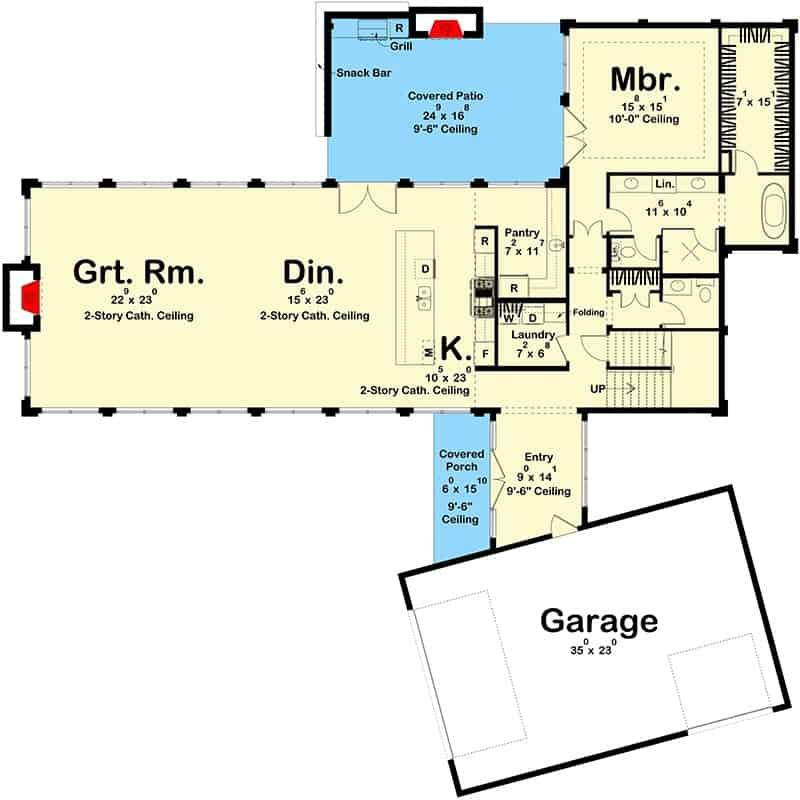 Spacious Open-Plan Layout with a Cozy Snack Bar on the Patio