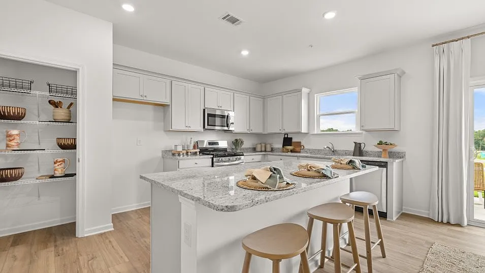 Craftsman-Style 4-Bedroom Home with Loft and 2-Car Front-Entry Garage (2,522 Sq. Ft. Floor Plan) 
