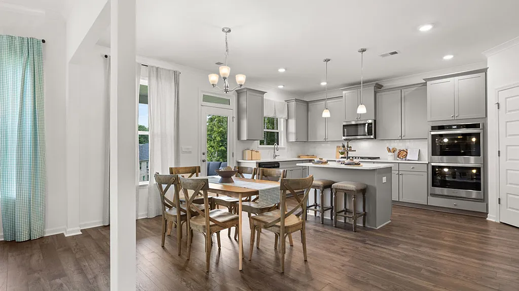 Traditional 5-Bedroom Home with Front Porch and Covered Rear Patio (3,034 Sq. Ft. Floor Plan) 