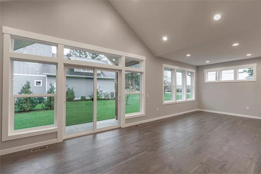 Wow, That Wall of Windows Brings the Outdoors In