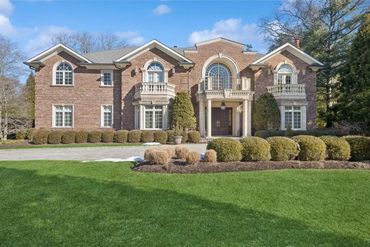 This home in Woodsburgh is listed at $4,999,000. Built in 2005, this 10,000 sq. ft.